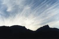 cirrus streaks over Table Mountain and Devil's Peak