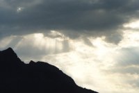 sunbeams from cloud over Devil's Peak