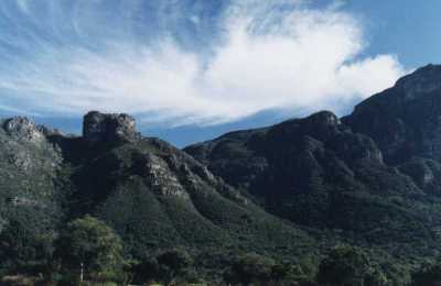cirrus over Nursery Ravine and Kirstenbosch