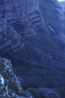 zig zag path below Kasteelspoort